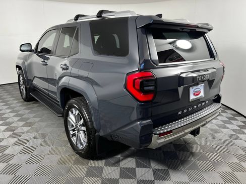 Used 2025 Toyota 4Runner Limited AWD/4WD image 7
