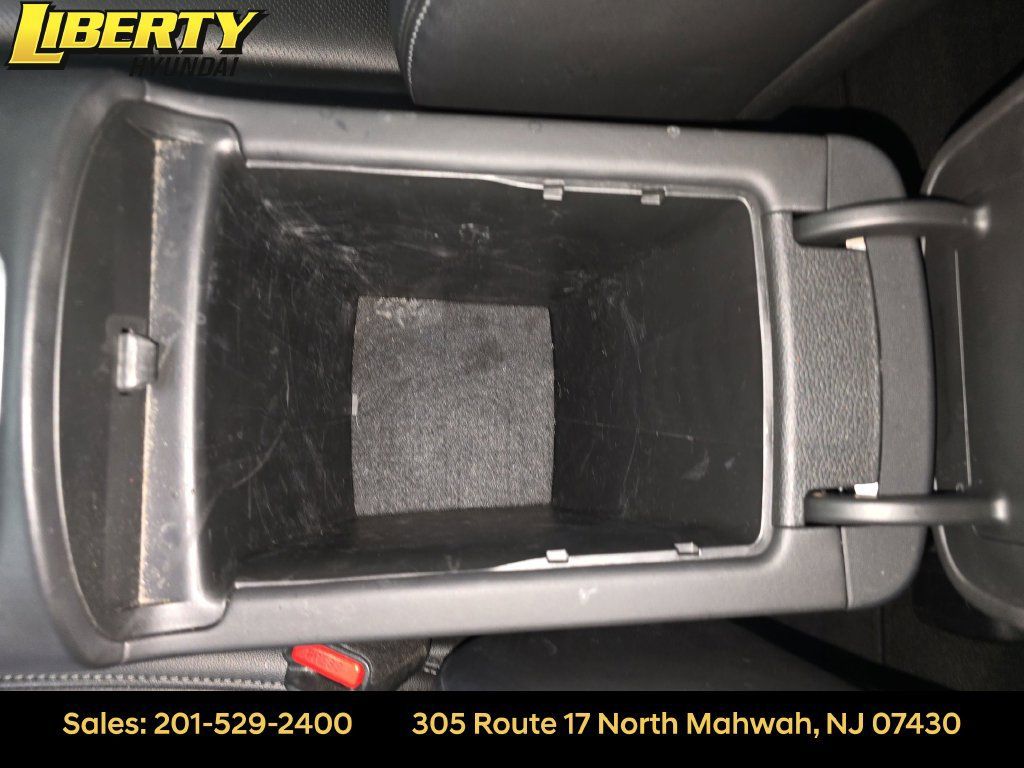 Certified 2023 Hyundai Santa Fe SEL w/ Premium Package AWD/4WD image 27