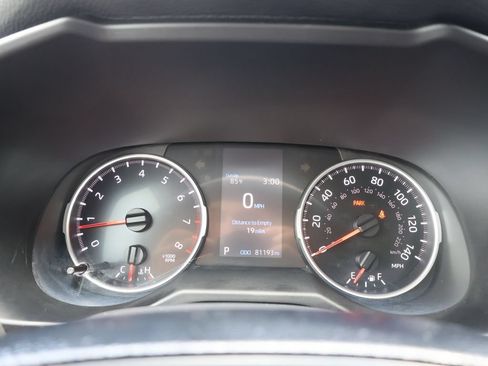 Used 2020 Toyota RAV4 LE w/ All Weather Liner Package AWD/4WD image 17