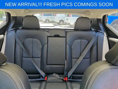 Used 2026 Volvo XC40 B5 Plus AWD/4WD image 12