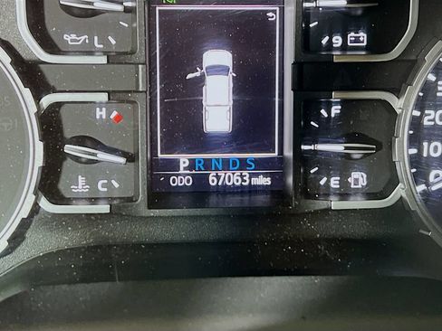 Certified 2018 Toyota Tundra Platinum AWD/4WD image 11