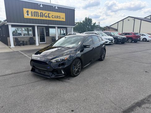 Used 2017 Ford Focus RS AWD/4WD image 2