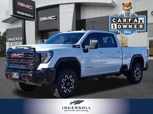 Used 2025 GMC Sierra 2500 AT4X image 4