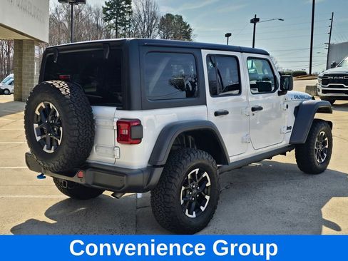 Used 2025 Jeep Wrangler Unlimited Rubicon 4xe w/ Safety Group AWD/4WD image 5