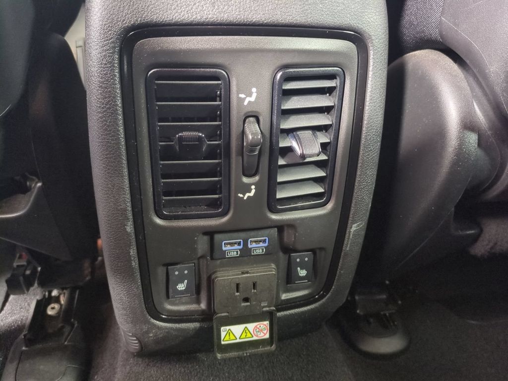 Used 2024 Dodge Durango GT RWD image 18