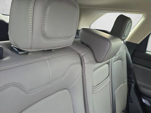Used 2024 Lincoln Corsair Grand Touring AWD/4WD image 21