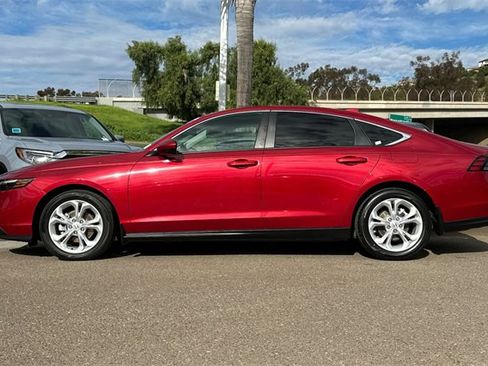 Certified 2024 Honda Accord LX image 9