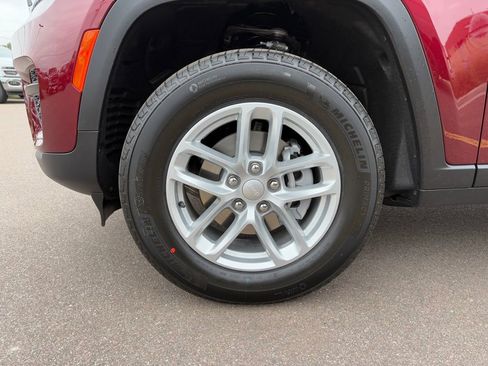 New 2025 Jeep Grand Cherokee Laredo X AWD/4WD image 8
