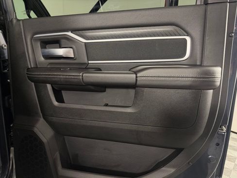 Certified 2025 RAM 2500 Big Horn AWD/4WD image 29