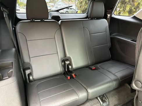 Used 2019 Chevrolet Traverse RS w/ LPO, Floor Liner Package image 16