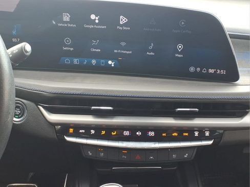 Used 2024 Cadillac XT4 Sport AWD/4WD image 19