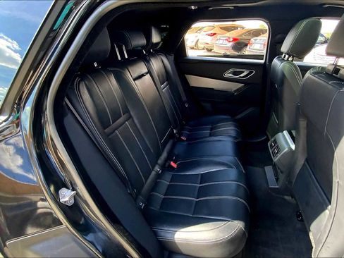 Used 2023 Land Rover Range Rover Velar R-Dynamic S image 18