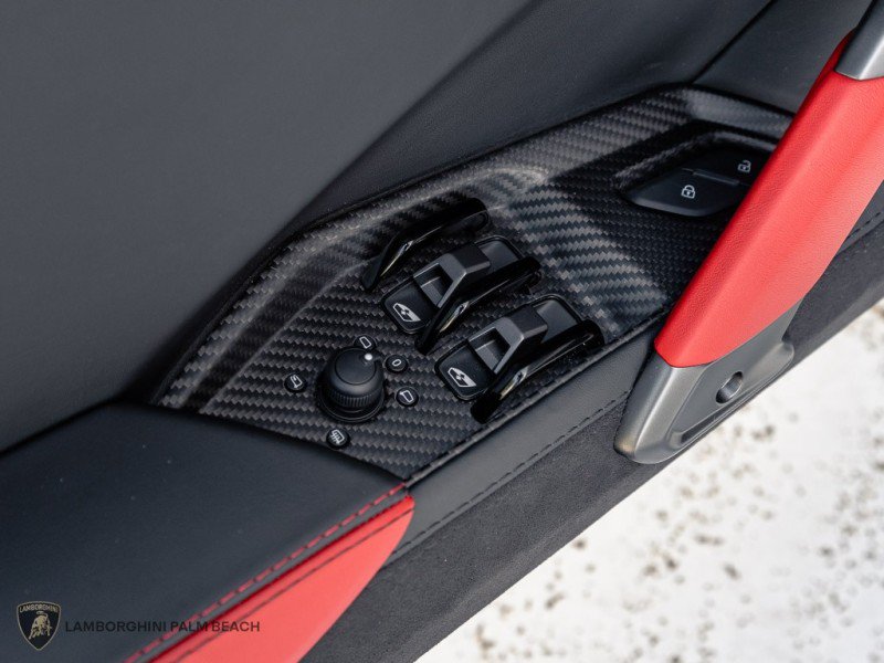 Used 2026 Lamborghini Temerario AWD/4WD image 19