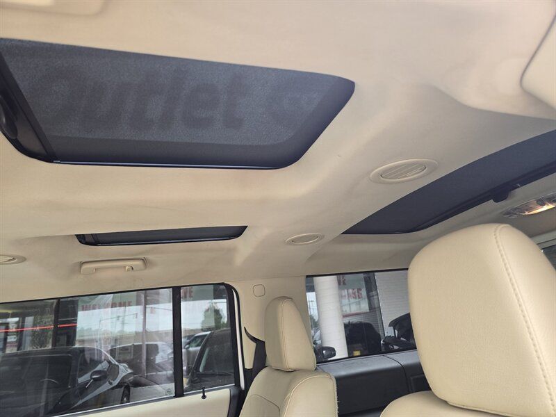 Used 2018 Ford Flex Limited w/ Equipment Group 303A AWD/4WD image 13