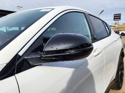 New 2026 Buick Envista Sport Touring w/ Convenience I Package image 12