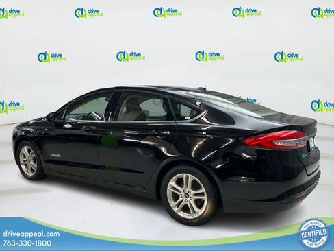 Used 2018 Ford Fusion SE image 8