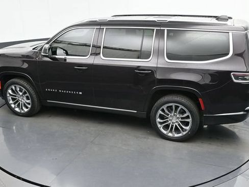 Used 2023 Jeep Grand Wagoneer Series II AWD/4WD image 52