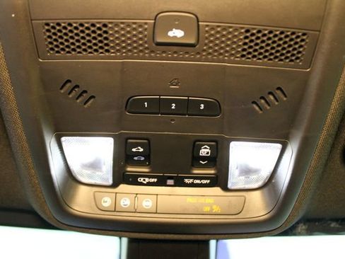 Used 2022 Cadillac XT5 Premium Luxury image 28