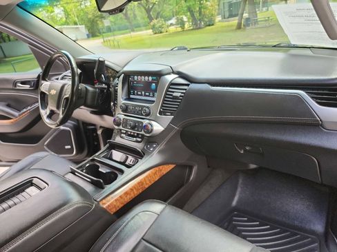 Used 2018 Chevrolet Tahoe Premier RWD image 41