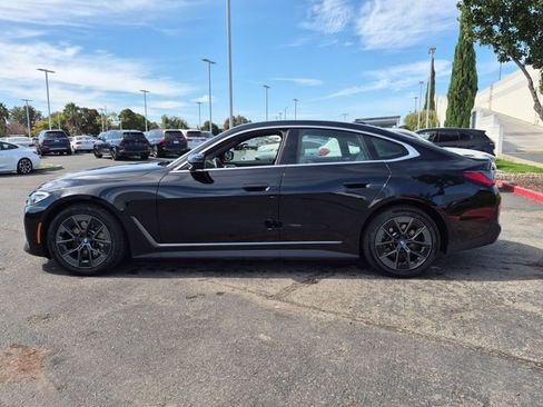Used 2022 BMW i4 eDrive40 RWD image 8