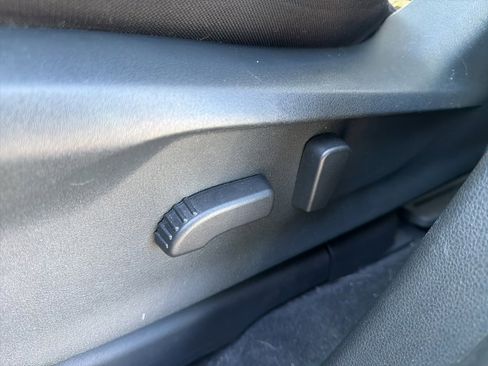 Certified 2025 Subaru Ascent Premium image 27