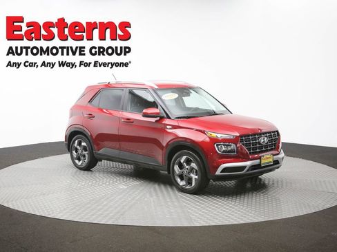 Used 2024 Hyundai Venue Limited FWD image 48