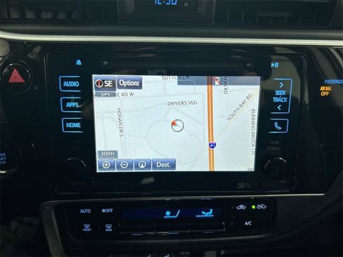 Used 2018 Toyota Corolla L image 16