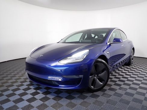 Used 2019 Tesla Model 3 Long Range image 2