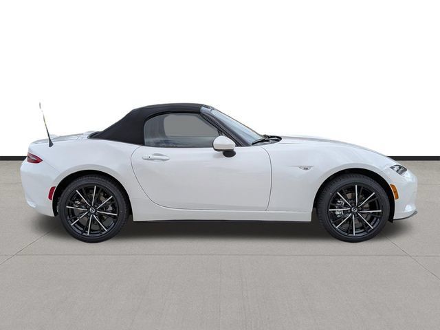 New 2026 MAZDA MX-5 Miata Grand Touring RWD image 4