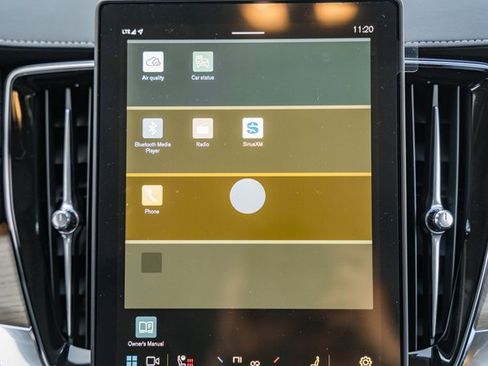 Used 2025 Volvo XC90 T8 Plus w/ Protection Package Premier image 20