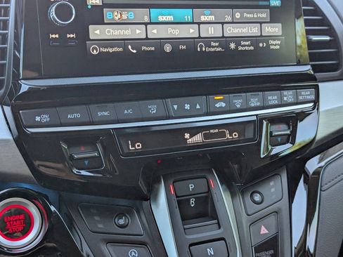 New 2026 Honda Odyssey Touring image 15