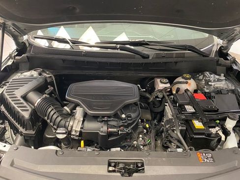 Used 2023 Cadillac XT6 Premium Luxury image 28