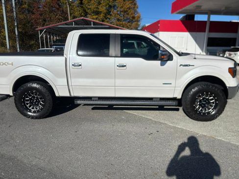 Used 2014 Ford F150 Lariat w/ Lariat Chrome Package image 10