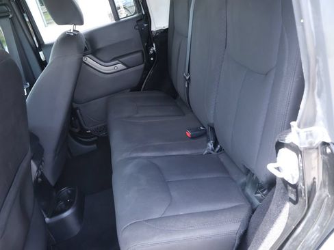 Used 2015 Jeep Wrangler Unlimited Sport w/ Quick Order Package 24S AWD/4WD image 14
