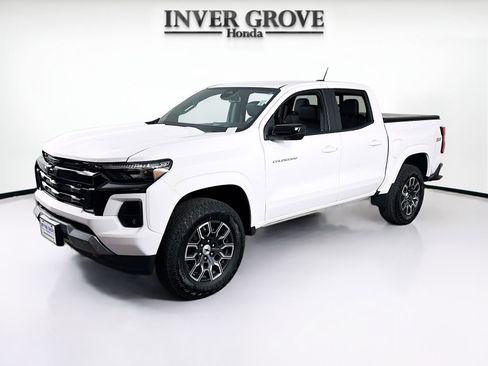 Used 2023 Chevrolet Colorado Z71 w/ Z71 Convenience Package 2 AWD/4WD image 1