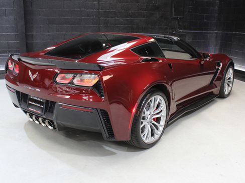Used 2016 Chevrolet Corvette Z06 w/ 3LZ Preferred Equipment Group image 13