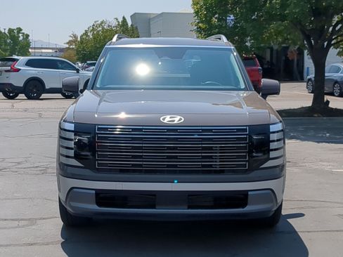 Certified 2026 Hyundai Palisade Limited AWD/4WD image 11