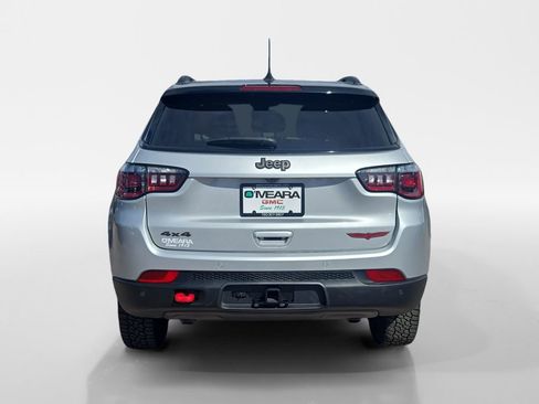 Used 2025 Jeep Compass Trailhawk w/ Trailer Tow Group image 5