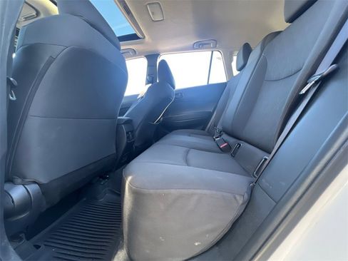 Used 2024 Toyota Corolla Cross LE image 34