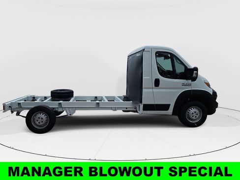 New 2024 RAM ProMaster 3500 w/ Convenience Group FWD image 2