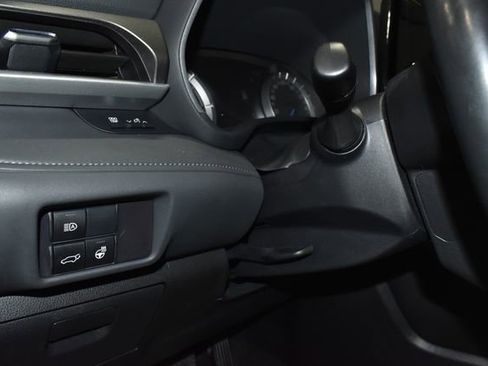 Used 2024 Toyota Highlander XLE image 29