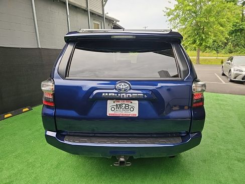 Used 2016 Toyota 4Runner SR5 Premium AWD/4WD image 6