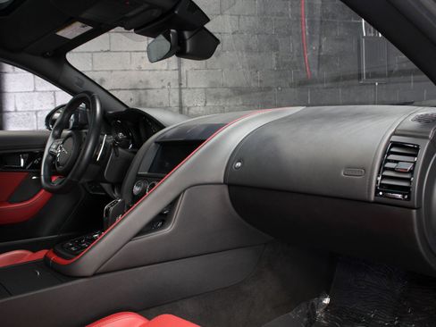 Used 2020 Jaguar F-TYPE R-Dynamic image 43
