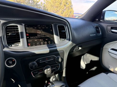 Used 2015 Dodge Charger SXT w/ AWD Plus Group image 27