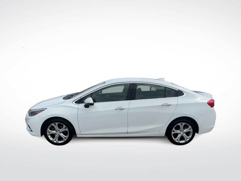 Used 2019 Chevrolet Cruze LT w/ LT Fleet Convenience Package image 5