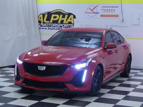 Used 2020 Cadillac CT5 V w/ Premium Package image 4