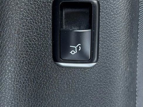 Used 2016 Mercedes-Benz GLE 400 4MATIC image 26