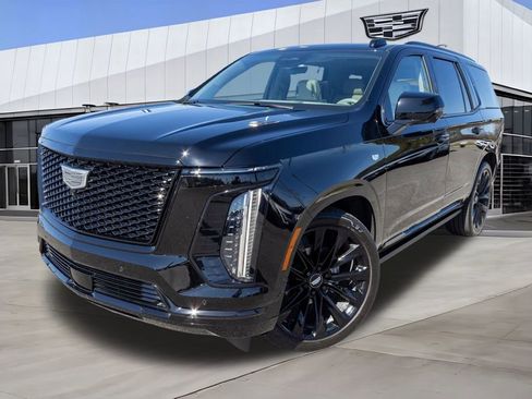 Certified 2025 Cadillac Escalade Sport Platinum w/ LPO, ONYX Package image 16