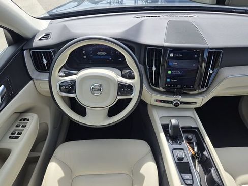 Certified 2023 Volvo XC60 B5 Plus w/ Climate Package AWD/4WD image 17