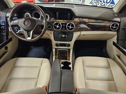 Used 2015 Mercedes-Benz GLK 250 BlueTEC 4MATIC image 25